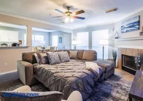 Cozy & Modern 5BR Smart Home with Yard and BBQ - Image 1