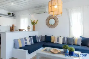 Nefeli guesthouse with outdoor jacuzzi in platys gialos Sifnos - Image 1
