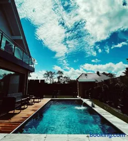 Villa mit Garten, Sauna und Grill | Wasserblick - Image 1