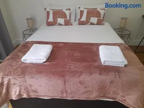 Cornerstone Guesthouse Drostdy - Image 3