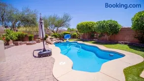 Full house w/ private heated pool and pizza oven! - Image 4