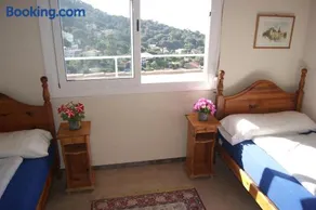 Lloret Apartments - Image 5