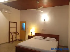 River's End Beach House - Image 2