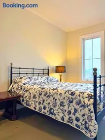 New Luxury 4BR Retreat 20 Min to Friday Harbour - Image 2