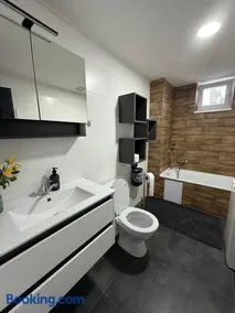 Garden Apartments - Image 1