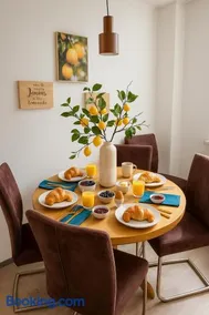 Ferienwohnung NUMI direkt im Stadtzentrum Zittau kostenloser Parkplatz - Image 2