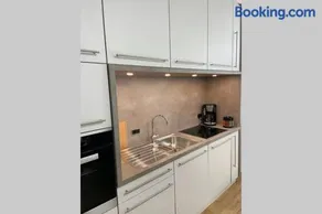 Apartment I , Netflix, Küche und Gym - Image 3