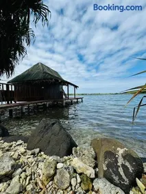 Faimano Lodge & Car - Image 1