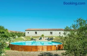 Lofts with private outdoor area and swimming-pool in Badesi - Image 2