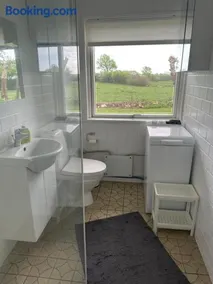 Dejlig sommerhus 150m fra privat strand - Image 3