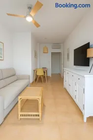 Apartamento en Playa Honda - Image 1