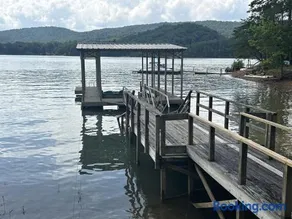 Lovely Lakefront Home Sleeps 6 Firepit Dock Grill - Image 1