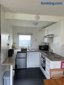 Cosy Cabin - Bideford Bay Holiday Park - Image 5