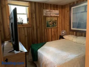 Peaceful Cayuta Lake Cottage with early check in - Image 5