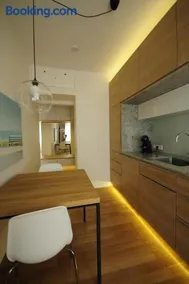 Design Apartment in Park - Image 2