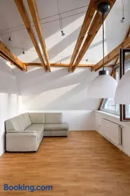 Bright apartment with large terrace & view of Krems - Image 3