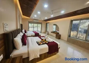 Azure Grand 4BHK Luxury Villa With AC, Garden , BBQ , AIR HOCKEY , CARROM , TENNIS TABLE , Near Lonavala - 10 minutes From Imagica & Wet n Joy - Image 3