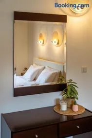 Aiora Suites - Image 2