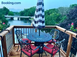 Deluxe Loft - Amazing Terrace with Stunning Water View - Image 1