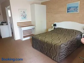 Blayney Central Motel - Image 2
