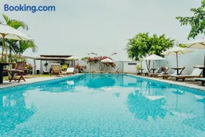 Hermosa Casa de Campo con Piscina grande en Chiclayo - Image 1