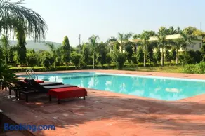Motibagh Resort - Image 2