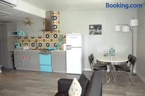 Take it back to simple times with this Retro Retreat! - Image 1