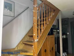 Quirky 1 bedroom barn on the river in Arundel - Image 3