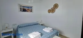 SOL Y PLAYA - Image 1