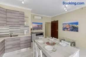 Seaview,Beautiful 3BR Apt 2 - Image 3