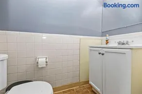 Cozy 2 bedroom apartment - Image 4