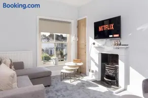 Station view apartment - Image 1