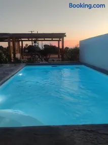 Paradise Kastraki Villa Elena - Image 1