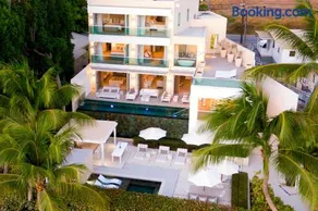 Contemporary Design Beachfront Luxury Villa - Footprints and South Cottage - Image 1