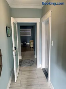 Long Lake Getaway - Quiet Accessible Suite with no Stairs / Steps - Image 3