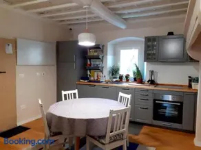 Allie's flat - Image 3
