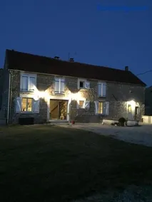 La maison de Lucien, gîte au cœur du vignoble Chablisien - Image 1
