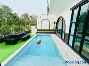 See Sky Poolvilla Khao Yai - Image 2