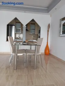 Sea front apartment in Puerto Banús - Image 5