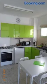 Sea Anemone Apartments - Image 4