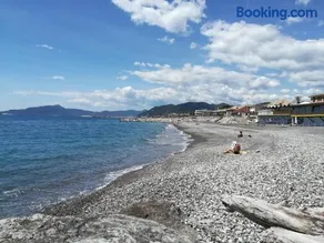 Best Lavagna Apartment - Image 2