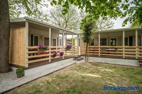 Mobile Home - Image 2