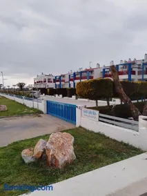 White house on the Beach - Image 2