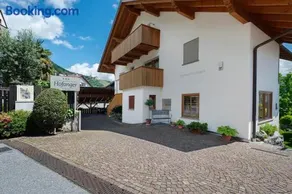 Hofanger - Image 1
