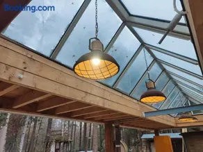 Natuurhuisje Vechtdal Bungalow met privé sauna zwemmeer en houthaard - Image 1