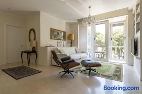 Casa Lazzarini luxury apartment di fronte al Teatro Rossini - Image 4