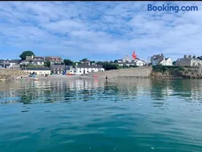 Bungalow by the Sea, Moelfre - Image 3