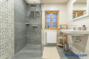 Modernes Apartment in altem Bauernhaus - Image 5
