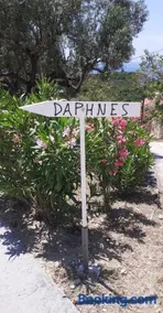 Daphnes Apartments - Image 1