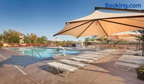 Wyndham Angels Camp 2BR Apartment - Image 2